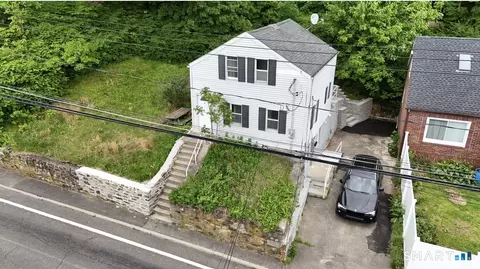 54 Buckingham St, Watertown, CT 06779