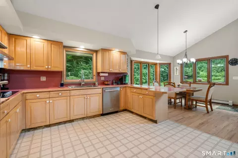 Kitchen - 65 Cottage St, Monroe, CT 06468 photo 3 of 4