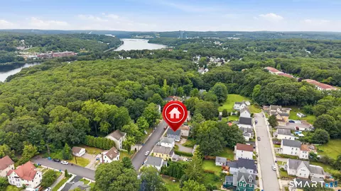View/Area - 97 Summit St, Norwich, CT 06360 photo 1 of 5