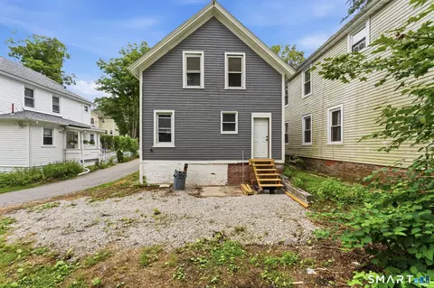 Exterior - 97 Summit St, Norwich, CT 06360 photo 4 of 5