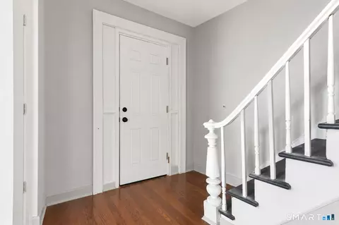 Entry Way - 97 Summit St, Norwich, CT 06360 photo 1 of 6