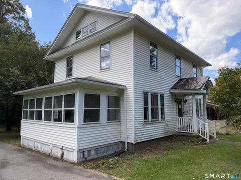 25 Spring St, Portland, CT 06480