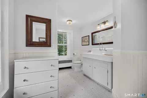 Bath - 240 Main St, Deep River, CT 06417 photo 2 of 3