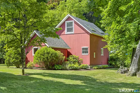 Exterior - 240 Main St, Deep River, CT 06417 photo 3 of 9