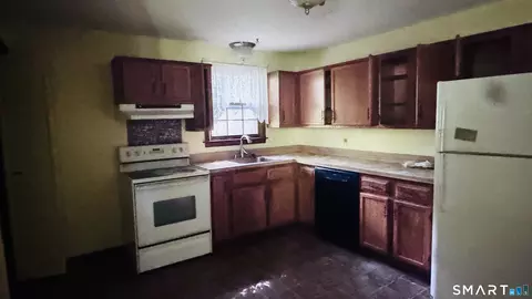 32 Old Rd, Clinton, CT 06413 photo 5