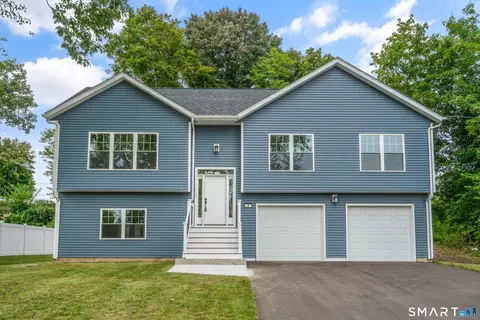 9 Washington St, Windsor Locks, CT 06096