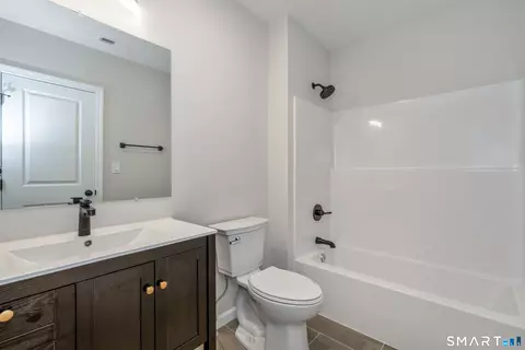 Bath - 9 Washington St, Windsor Locks, CT 06096 photo 1 of 4
