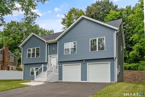 Exterior - 9 Washington St, Windsor Locks, CT 06096 photo 2 of 4