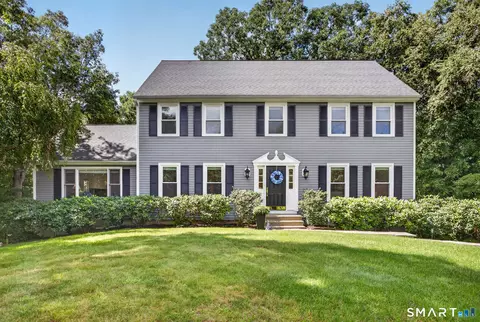 Exterior - 3 Beagle Trl, Sandy Hook, CT 06482 photo 5 of 9