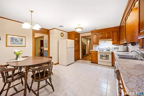 Kitchen - 116 Summit Rd, Prospect, CT 06712 photo 3 of 4