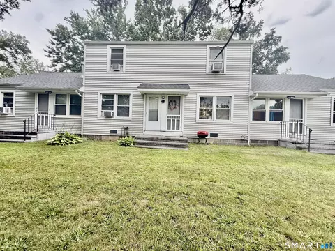 49-55 Dupont Pl, Bridgeport, CT 06610