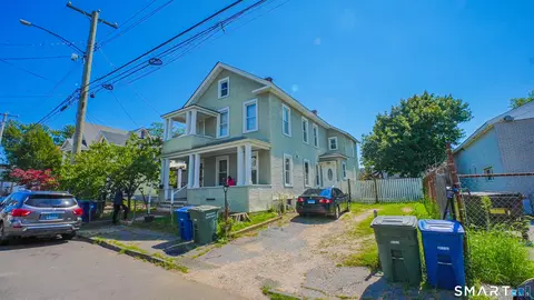 46 Deforest Ave, Bridgeport, CT 06607