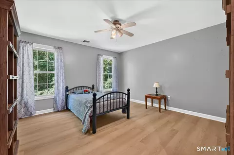 Bedroom - 692 Cook Hill Rd, Killingly, CT 06239 photo 4 of 4