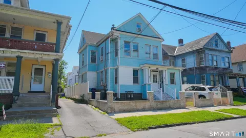 297 Laurel Ave, Bridgeport, CT 06605