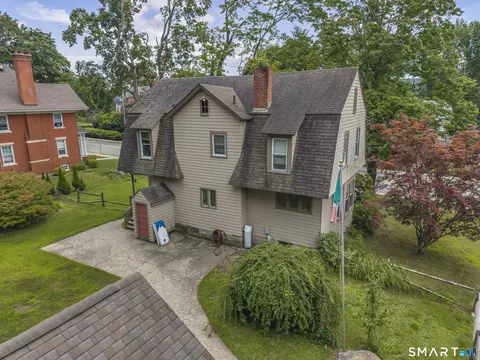 Exterior - 371 Prospect St, Windham, CT 06226 photo 4 of 5
