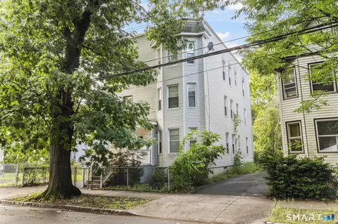 14 Bassett St, New Haven, CT 06511