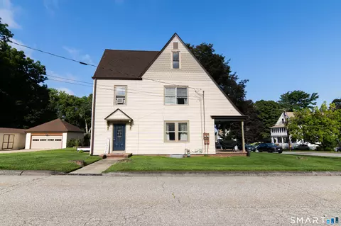 Exterior - 87 Hawkins St, Killingly, CT 06239 photo 3 of 4