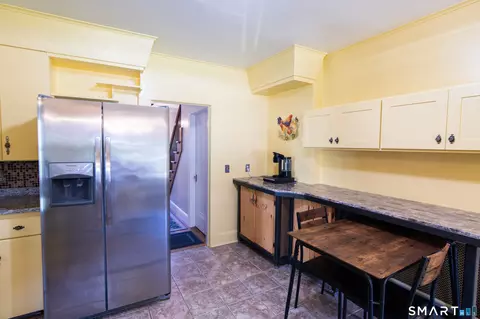 Kitchen - 87 Hawkins St, Killingly, CT 06239 photo 3 of 4