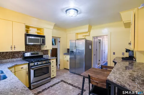 Kitchen - 87 Hawkins St, Killingly, CT 06239 photo 2 of 4