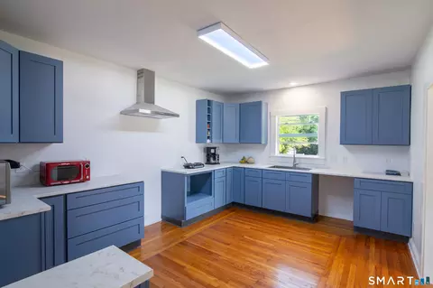 Kitchen - 87 Hawkins St, Killingly, CT 06239 photo 4 of 4