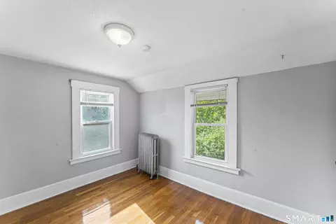 Bedroom - 33 Evergreen Ave, Hamden, CT 06518 photo 6 of 10