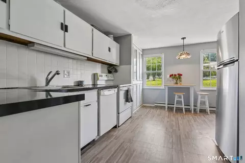 Kitchen - 17 Lakeside Dr #N, Ledyard, CT 06339 photo 2 of 4