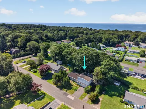14 Perry Ave, Waterford, CT 06385