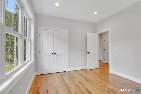 Bedroom - 147 Hackmatack St, Manchester, CT 06040 photo 2 of 9