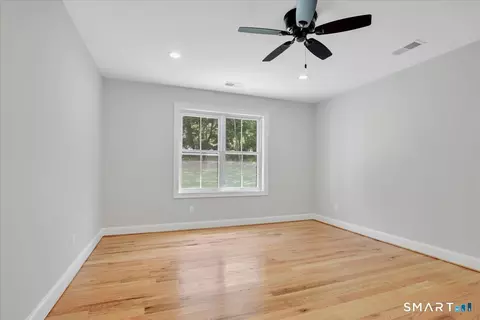 Bedroom - 147 Hackmatack St, Manchester, CT 06040 photo 6 of 9