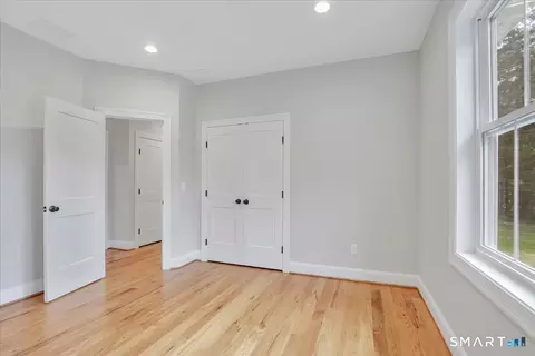 Bedroom - 147 Hackmatack St, Manchester, CT 06040 photo 5 of 9