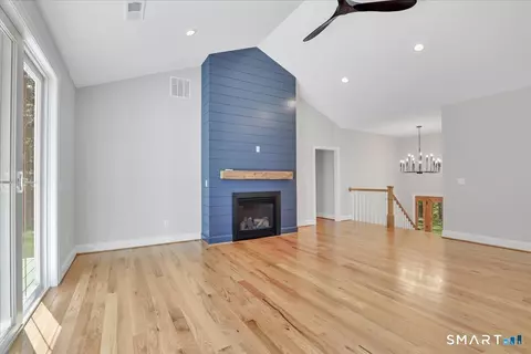 Living - 147 Hackmatack St, Manchester, CT 06040 photo 1 of 2