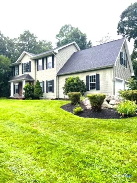 152 New London Rd, Groton, CT 06340