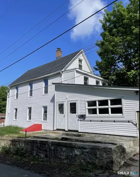 40 N Beacon St, Waterbury, CT 06704