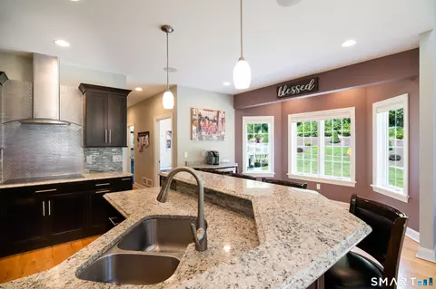 Kitchen - 50 Red Oak Dr, Killingly, CT 06239 photo 2 of 2
