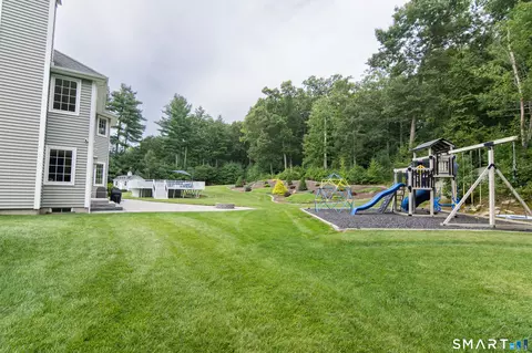 Exterior - 50 Red Oak Dr, Killingly, CT 06239 photo 5 of 6