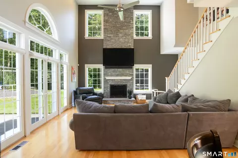 Living - 50 Red Oak Dr, Killingly, CT 06239 photo 1 of 1