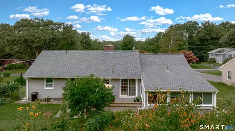 View/Area - 4 Mohawk Dr, Wolcott, CT 06716 photo 2 of 4