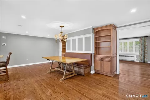 Dining - 304 Davis St, Hamden, CT 06517 photo 1 of 2