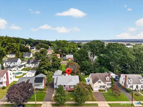 View/Area - 304 Davis St, Hamden, CT 06517 photo 1 of 4