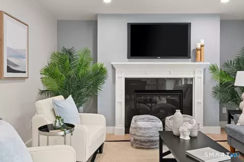 Living - 9 Beechwood Dr, Sandy Hook, CT 06482 photo 2 of 2