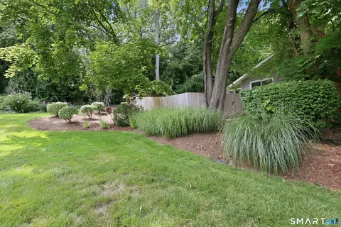 Exterior - 263 Preston St, Windsor, CT 06095 photo 6 of 10