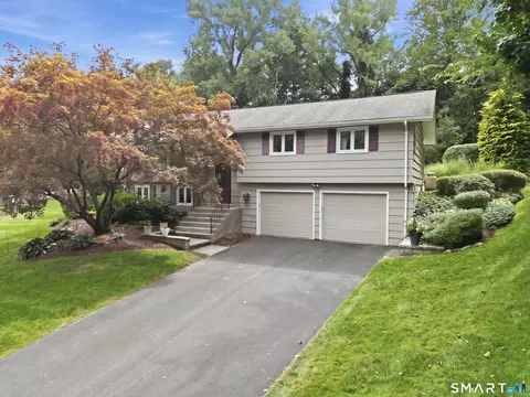 Exterior - 263 Preston St, Windsor, CT 06095 photo 2 of 10