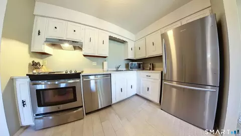 Kitchen - 92 Sterling Vlg #92, Meriden, CT 06450 photo 1 of 1