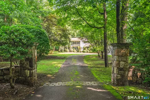 523 Brookside Rd, New Canaan, CT 06840