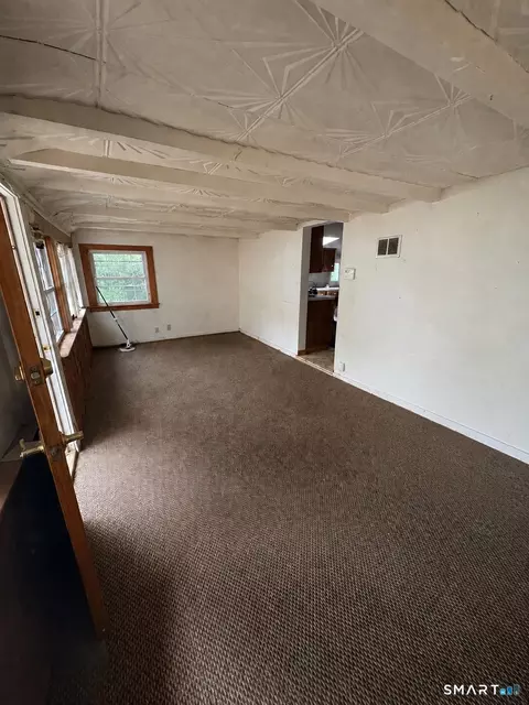 Living - 342 Mountain Rd, Windsor, CT 06095 photo 1 of 3