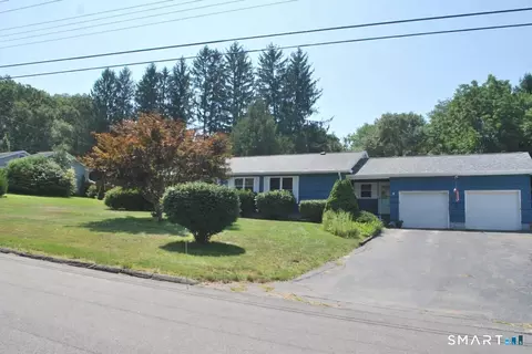 6 Nemczuk Dr, Norwich, CT 06360