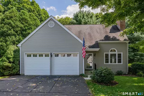 25 Woodbury Hl #25, Woodbury, CT 06798