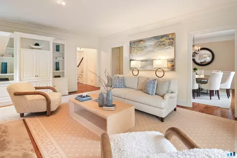 197 Park St #197, New Canaan, CT 06840