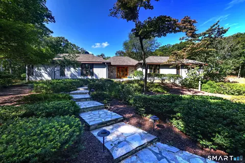 30 Cedar Hill Rd, Milford, CT 06461