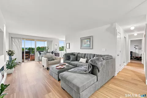 50 Glenbrook Rd #7D, Stamford, CT 06902